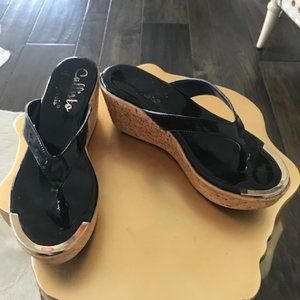 Callisto of California black and wood wedges